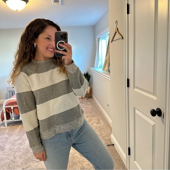 THE GREAT. Textured Striped Crewneck Cotton Sweatshirt Small - Picture 2 of 11